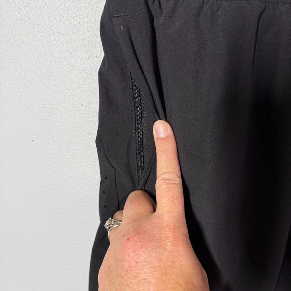 All in Motion Womens Tech Shorts Large Black Activewear Gym Walking Running - Picture 5 of 9